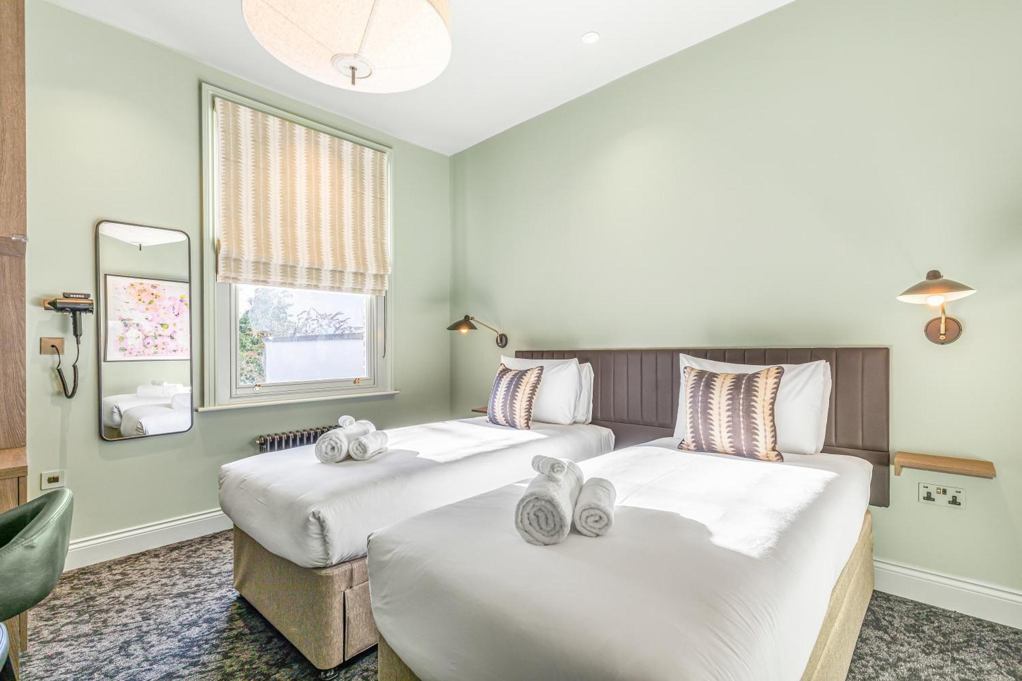 Clapham Guest House Лондон Экстерьер фото